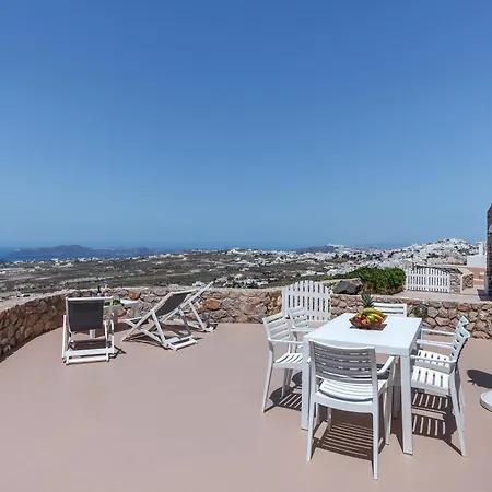 Zatrikion Santorini Villa Pyrgos Kallistis