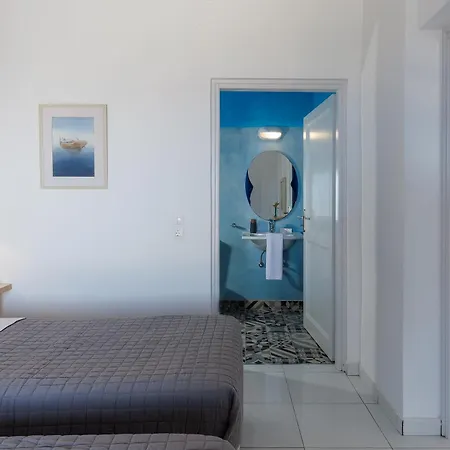 Zatrikion Santorini Villa Pyrgos Kallistis