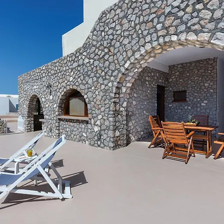 Zatrikion Santorini Pyrgos Kallistis