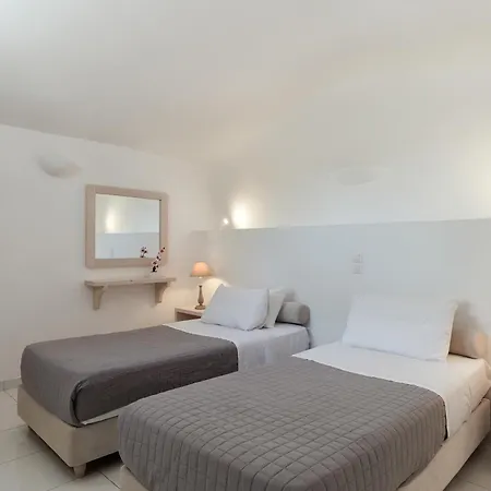 Zatrikion Santorini Villa Pyrgos Kallistis