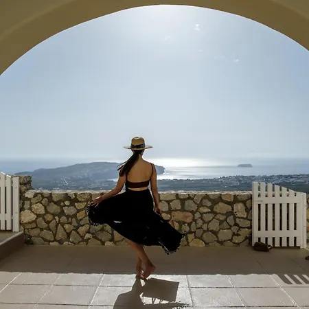Zatrikion Santorini Villa *